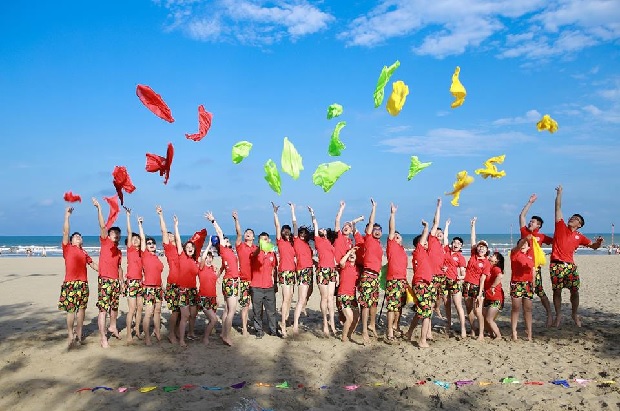 Tổ chức team building là gì? 